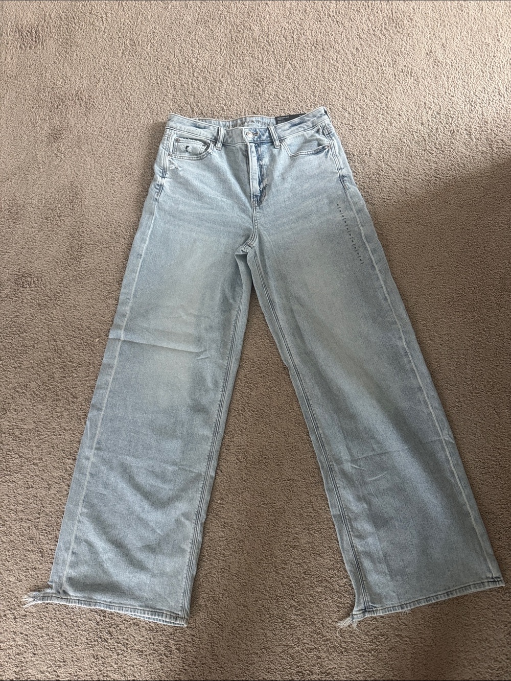 NWT American eagle dreamy drape baggy Light Blue Wide-Leg Women’s Jeans